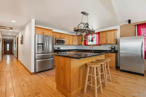 Kitchen - 11583 Cape Cod St, Taylor, MI 48180 photo 7 of 9