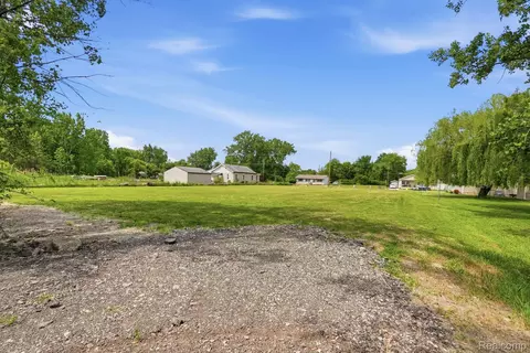 00 La Croix St, Clinton, MI 48036