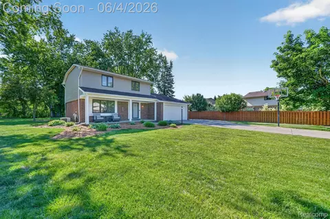5469 Pheasant Run Rd, Village Of Clarkston, MI 48346