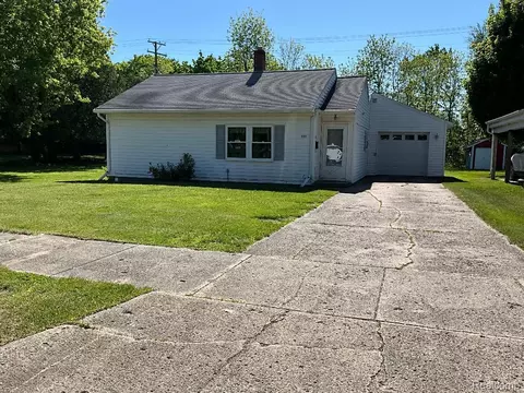 515 N Silver St, Bad Axe, MI 48413