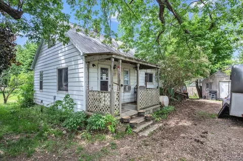 2200 W Oregon St, Mayfield, MI 48446