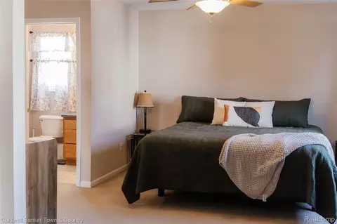 Bedroom - 714 Eagle Dr, Fenton, MI 48430 photo 1 of 7