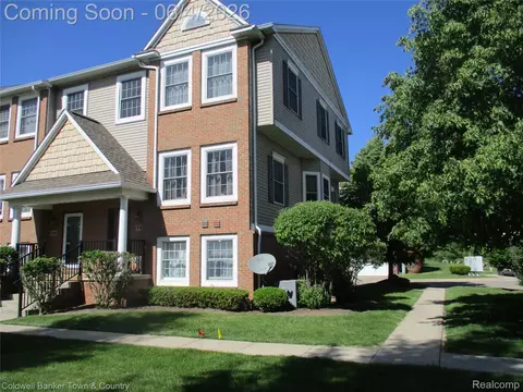 Other - 714 Eagle Dr, Fenton, MI 48430 photo 2 of 11
