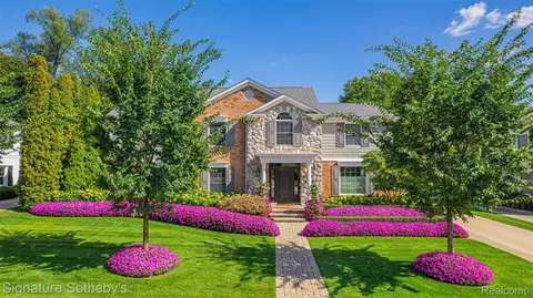 182 Chewton Rd, Bloomfield Hills, MI 48301