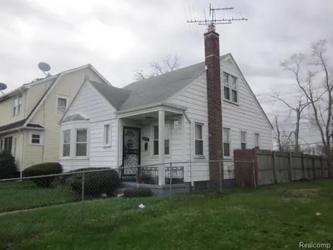 19151 Rowe St, Detroit, MI 48205