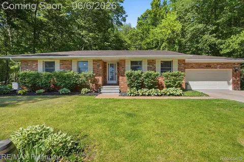 1539 Clark Lake Rd, Brighton, MI 48114