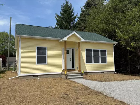 7301 Yale, Worth, MI 48450