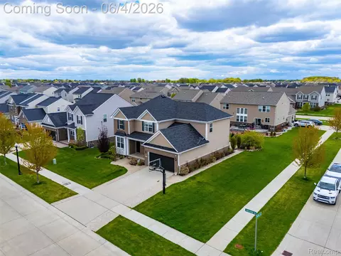 View/Area - 16308 Adelaide Dr, Macomb, MI 48044 photo 3 of 15