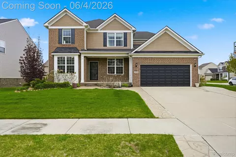 Exterior - 16308 Adelaide Dr, Macomb, MI 48044 photo 3 of 3