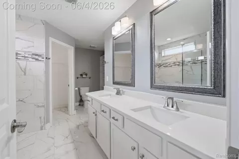 Bath - 16308 Adelaide Dr, Macomb, MI 48044 photo 1 of 3