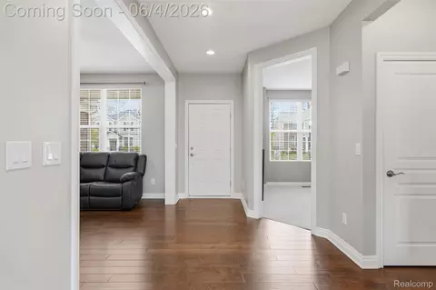 Entry Way - 16308 Adelaide Dr, Macomb, MI 48044 photo 4 of 4