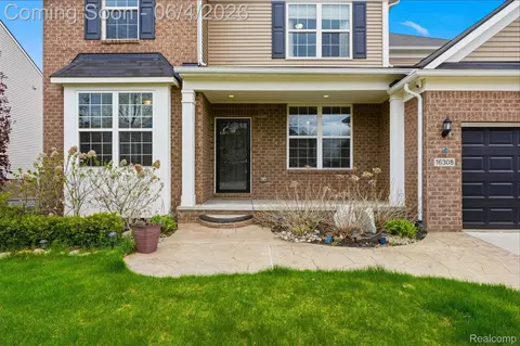 Exterior - 16308 Adelaide Dr, Macomb, MI 48044 photo 2 of 3