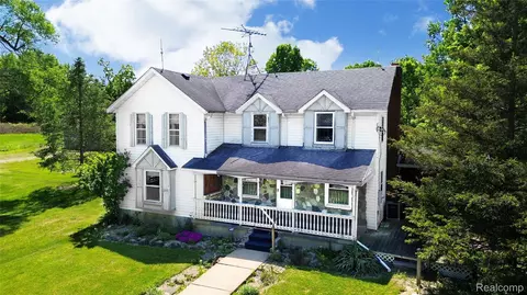 5252 Stimson Rd, Davison, MI 48423