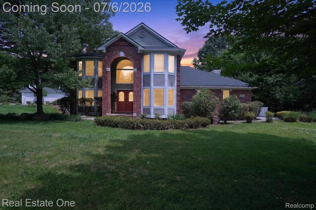 9610 Forest Ridge Dr, Village Of Clarkston, MI 48348