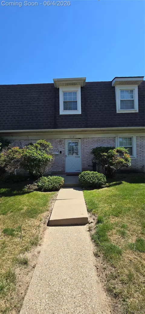 2260 N Hix Rd, Westland, MI 48185