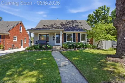 4602 Groveland Ave, Royal Oak, MI 48073