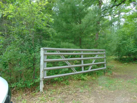 5055 Adams Rd, Sherman, MI 48624