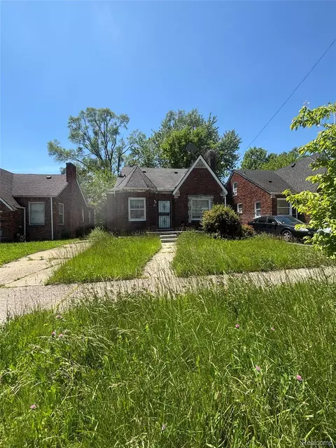 9869 Yorkshire Rd, Detroit, MI 48224