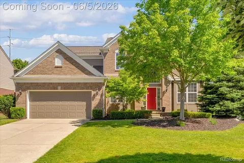 48794 Freestone Dr, Northville, MI 48168