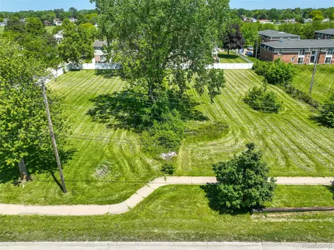 0000 Northline Rd, Southgate, MI 48195
