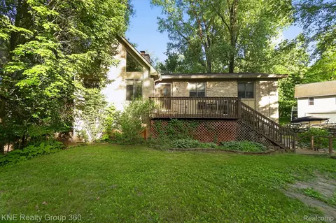 751 Maury Pl, Genoa, MI 48843