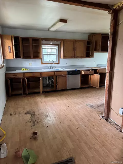 824 Harbor Ave, Monroe, MI 48162 photo 8