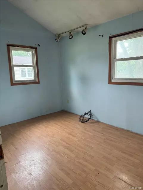 824 Harbor Ave, Monroe, MI 48162 photo 3