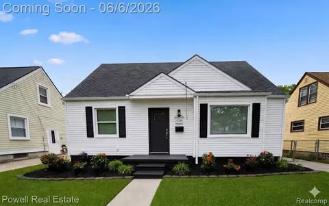 25246 Hayes Rd, Roseville, MI 48066