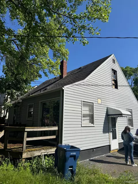 2624 Prospect St, Flint, MI 48504