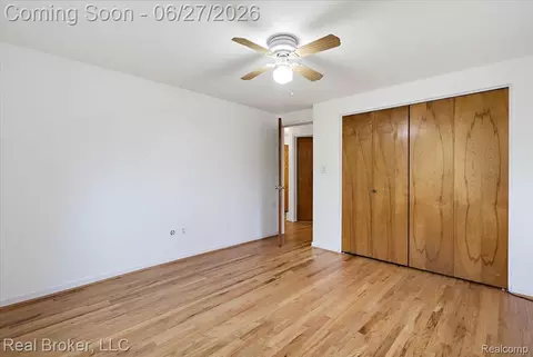 Bedroom - 8320 Hillpoint Dr, Brighton, MI 48116 photo 5 of 5