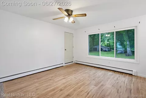 Living - 8320 Hillpoint Dr, Brighton, MI 48116 photo 5 of 8