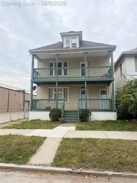 11331 Saint Aubin St, Hamtramck, MI 48212