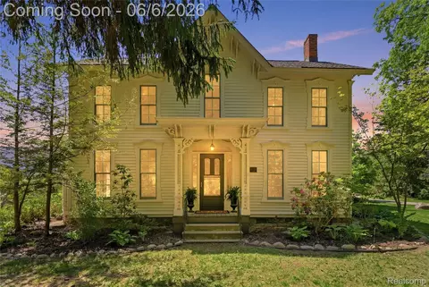 4480 Sheldon, Oakland, MI 48306