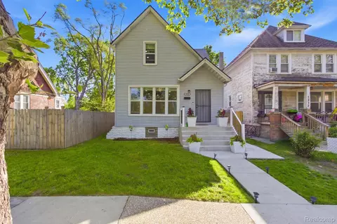 3836 Cadillac Blvd, Detroit, MI 48214