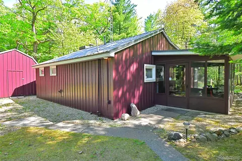 3732 Ste Maria Ct, Foster, MI 48661