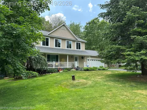 2456 Spartans Trl, Pinckney, MI 48169