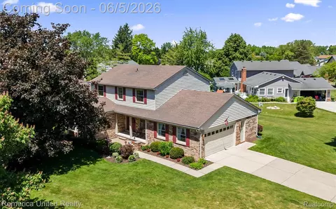 41300 Singh Blvd, Novi, MI 48375