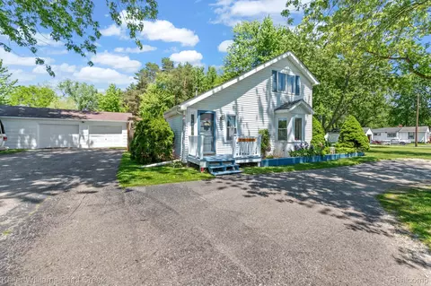 3100 Vincent Rd, Clyde, MI 48049