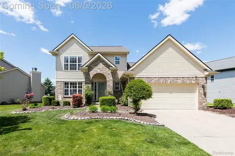 3145 Stillriver Dr, Genoa, MI 48843