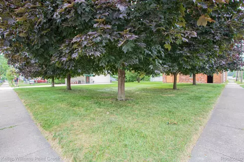 17501 Clarann St, Melvindale, MI 48122 photo 38
