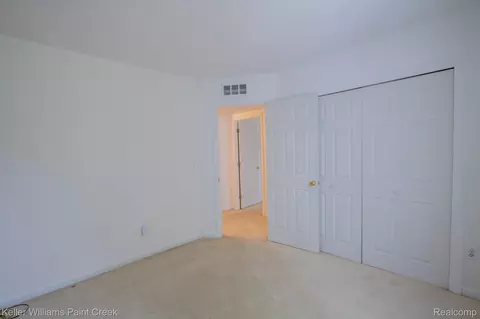 17501 Clarann St, Melvindale, MI 48122 photo 9