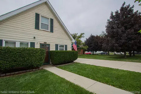 17501 Clarann St, Melvindale, MI 48122 photo 2