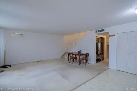 17501 Clarann St, Melvindale, MI 48122 photo 7