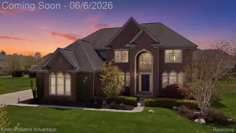 51889 Curtis Ct, Lyon, MI 48167