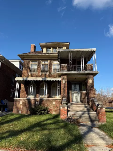 2446 Hazelwood St, Detroit, MI 48206