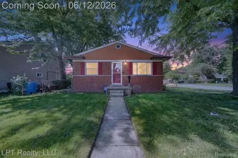 806 E Barrett Ave, Madison Heights, MI 48071