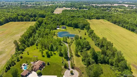 View/Area - 62502 Wayfaring Rd, Ray, MI 48096 photo 1 of 10