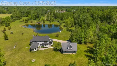 View/Area - 62502 Wayfaring Rd, Ray, MI 48096 photo 8 of 10