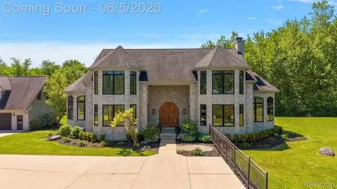 Other - 62502 Wayfaring Rd, Ray, MI 48096 photo 3 of 32