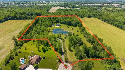 View/Area - 62502 Wayfaring Rd, Ray, MI 48096 photo 9 of 10